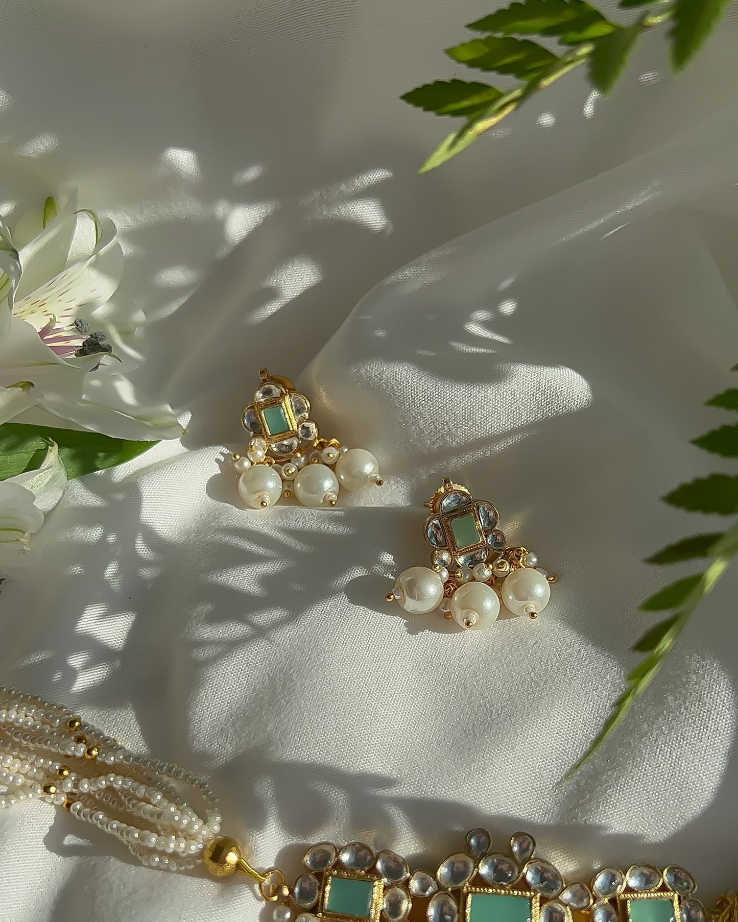The Reya Set